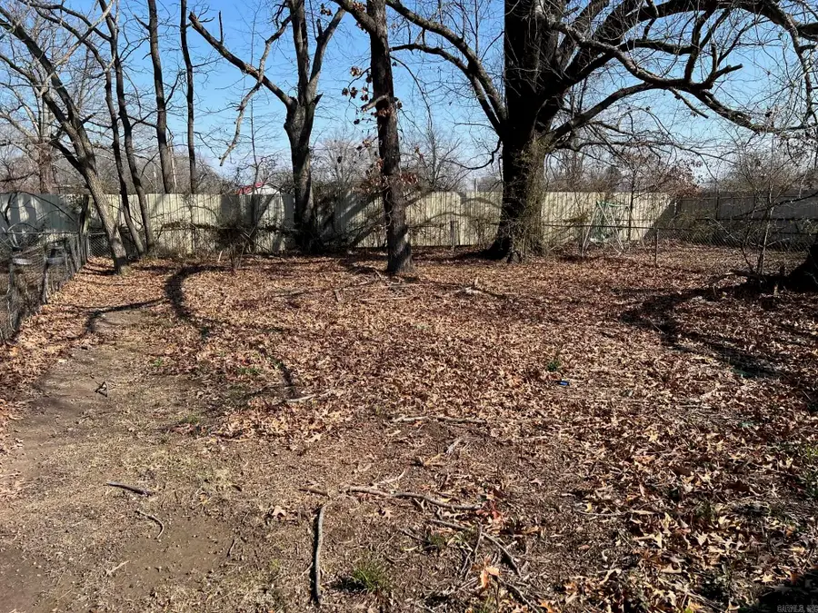 4011 W 11th, Pine Bluff, AR 71601 - #2