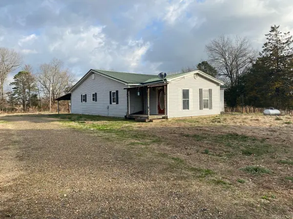 3595 Polk Road 54, Mena, AR 71953