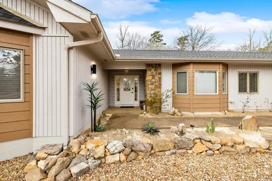9 Huesca Lane, Hot Springs Village, AR 71909 - #3