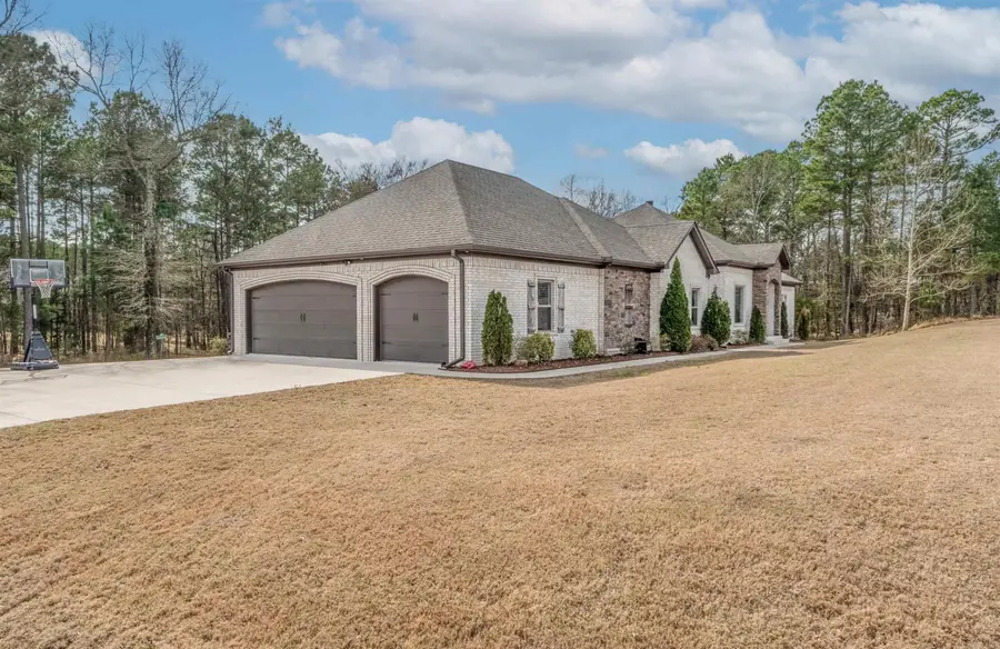 15611 Scenic Point Dr, North Little Rock, AR 72113 - #2