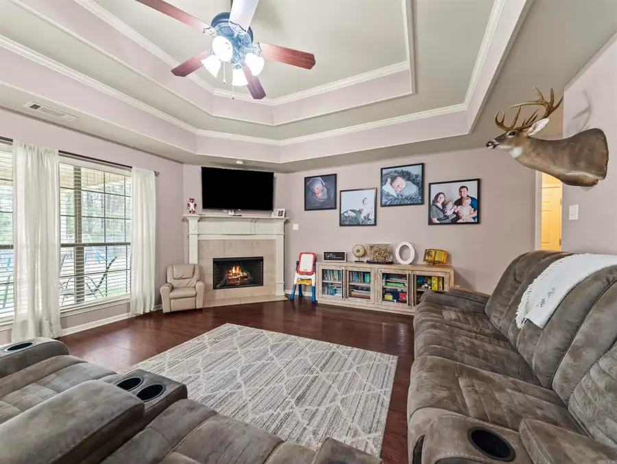 1815 Milburn Dr, Benton, AR 72015 - #3