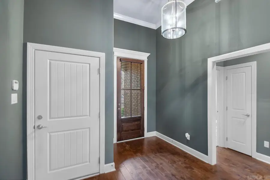 9 Bishop Place, Little Rock, AR 72223 - #3