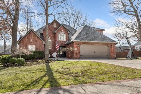 2718 Taylor Drive, Harrison, AR 72601