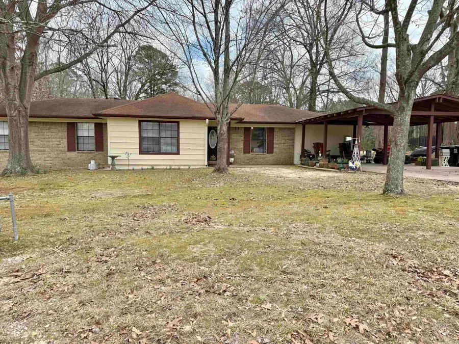 814 Canterbury Street, Bauxite Township, AR 71015 - #2