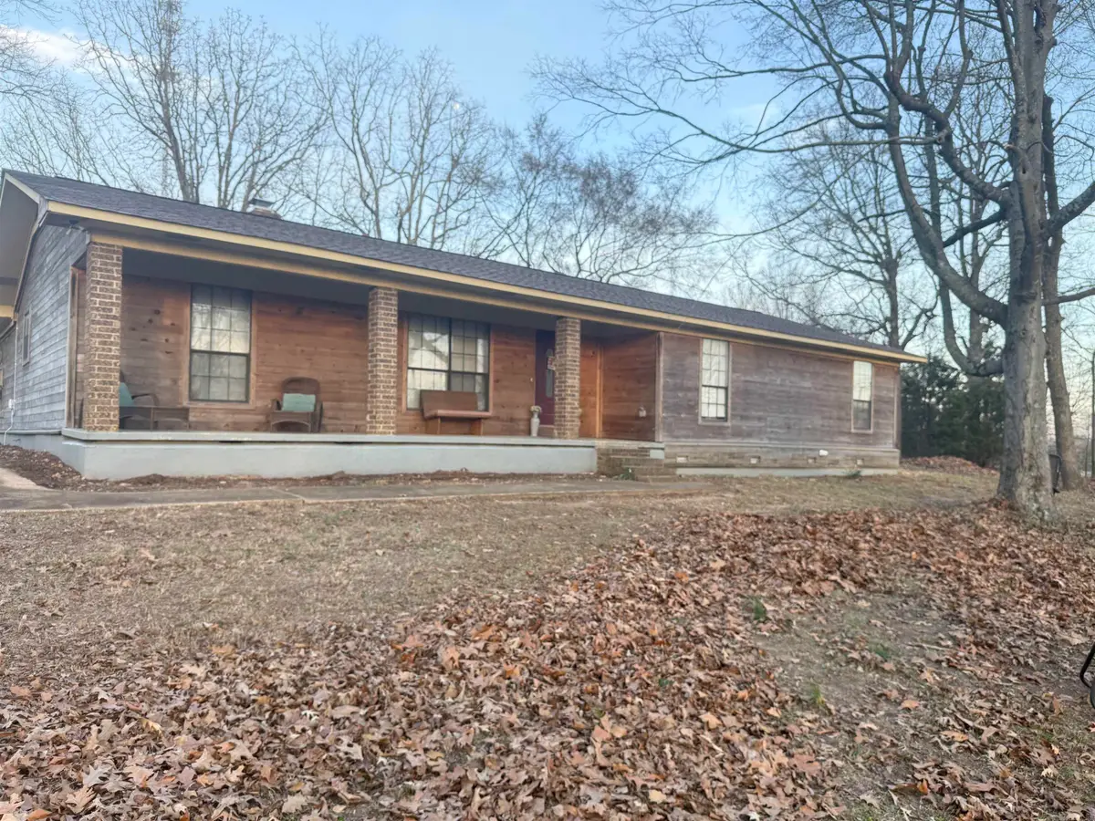 1650 N Hill Street, Newark, AR 72562 - #1