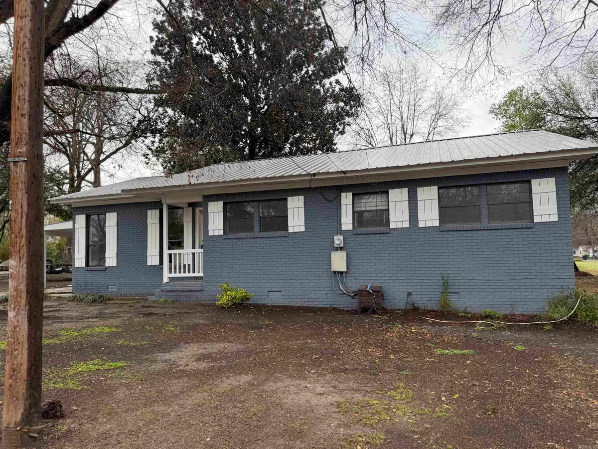 2354 Dover Ave, Camden, AR 71701 - #1