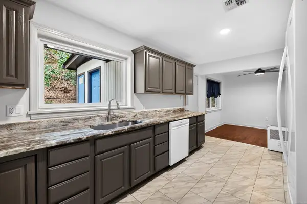 128 Cove Street, Hot Springs, AR 71901