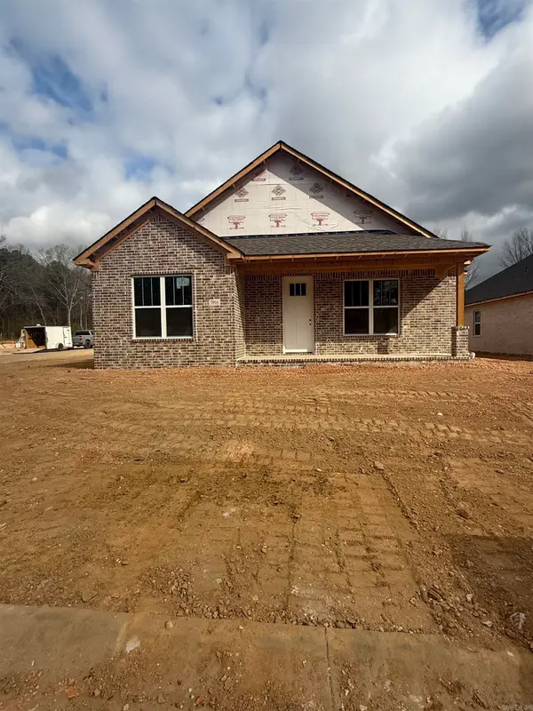 3916 Spencer Crossing Drive, Benton, AR 72019