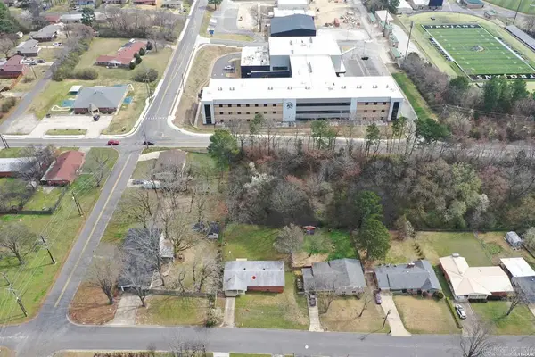 201 Elmhurts Street, Hot Springs, AR 71913