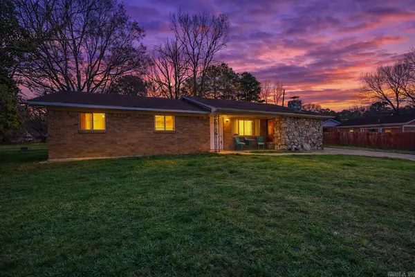 714 Lakeshore Street, Glenwood, AR 71943