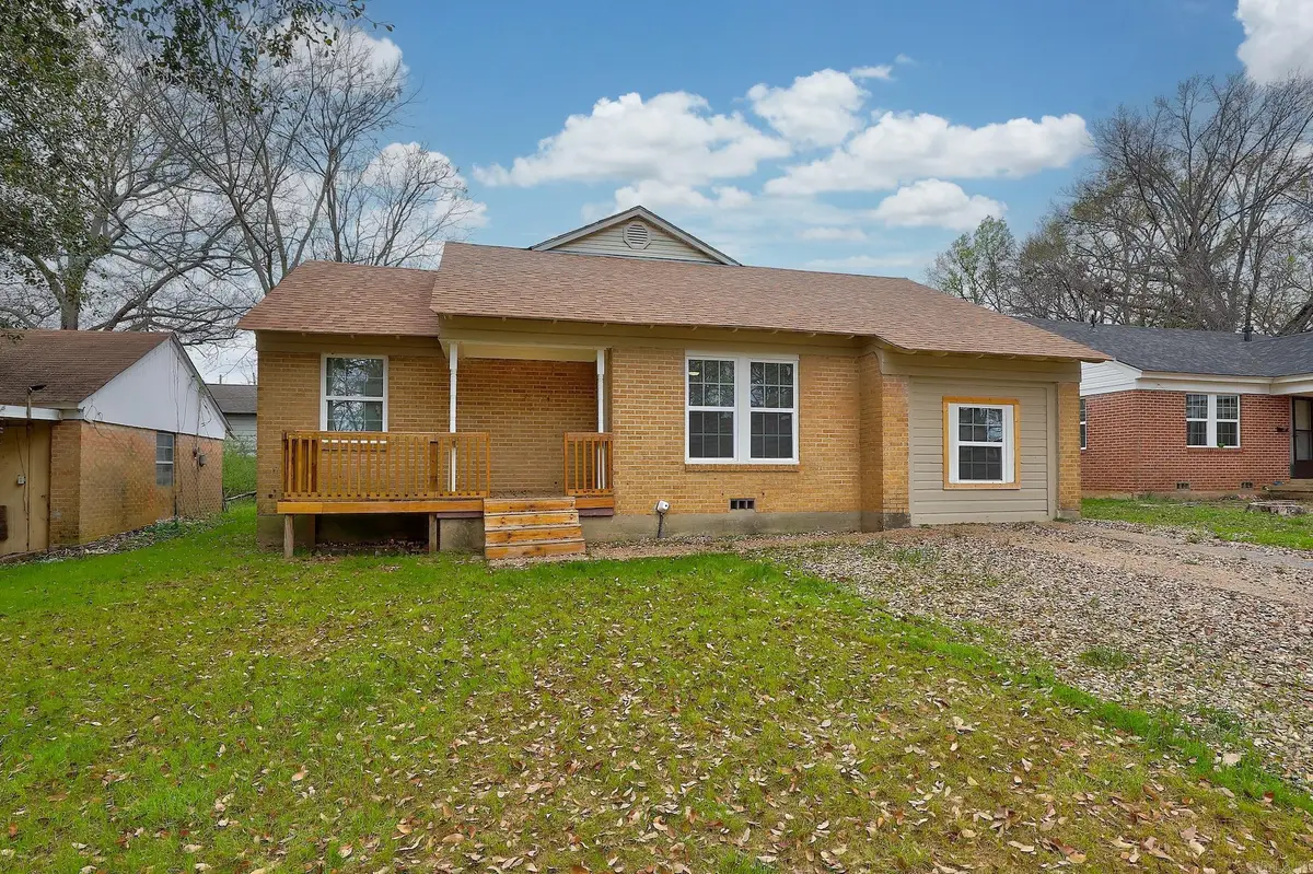 2321 N Akin, Texarkana, TX 75501 - #1