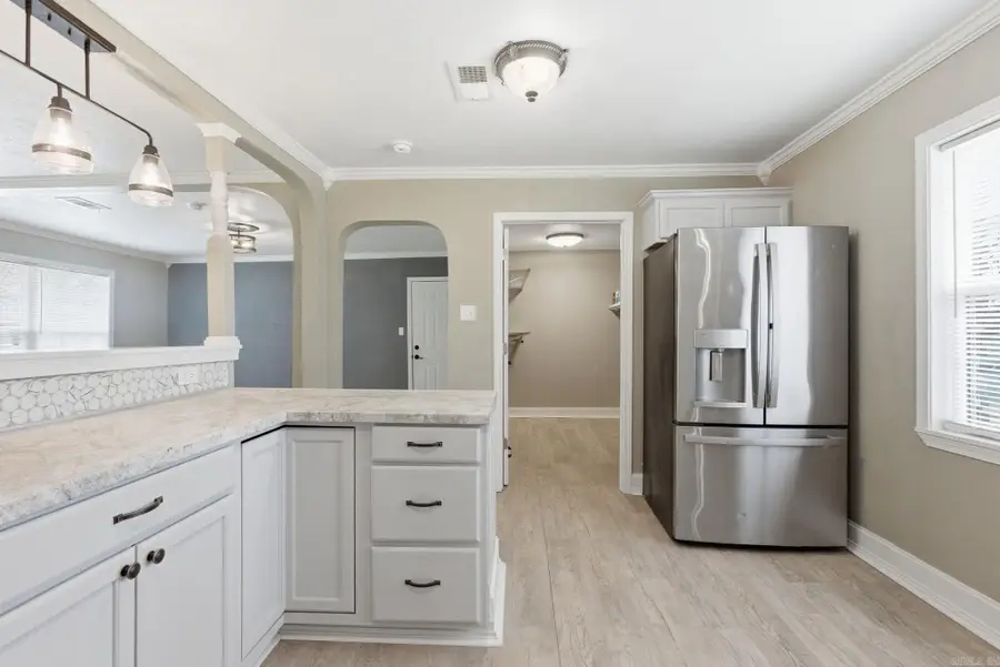 4010 W 17th Avenue, Pine Bluff, AR 71603 - #3