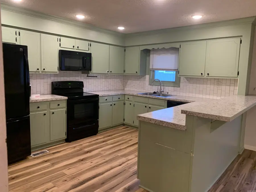 19 Alina Lane, Hot Springs Village, AR 71909 - #3