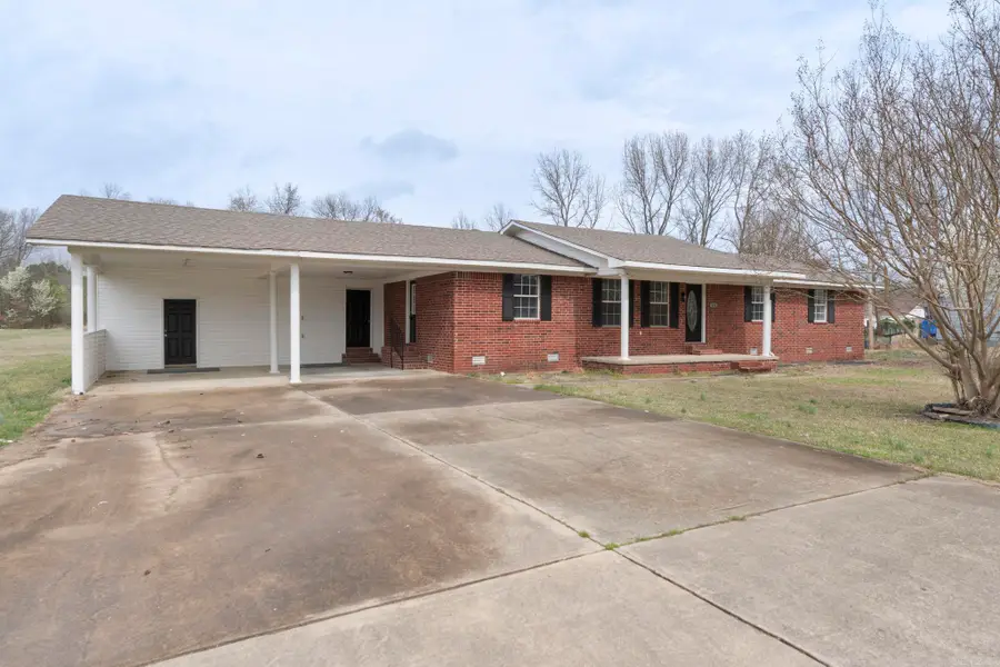 110 W Alabama Street, Beebe, AR 72012 - #3