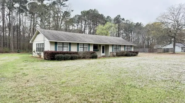 114 Timber Ln, White Hall, AR 71602