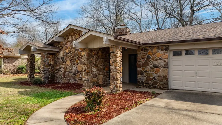 10 Forrest Lane, Conway, AR 72034 - #3