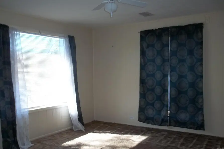 1413 Hamilton, Mena, AR 71953 - #3