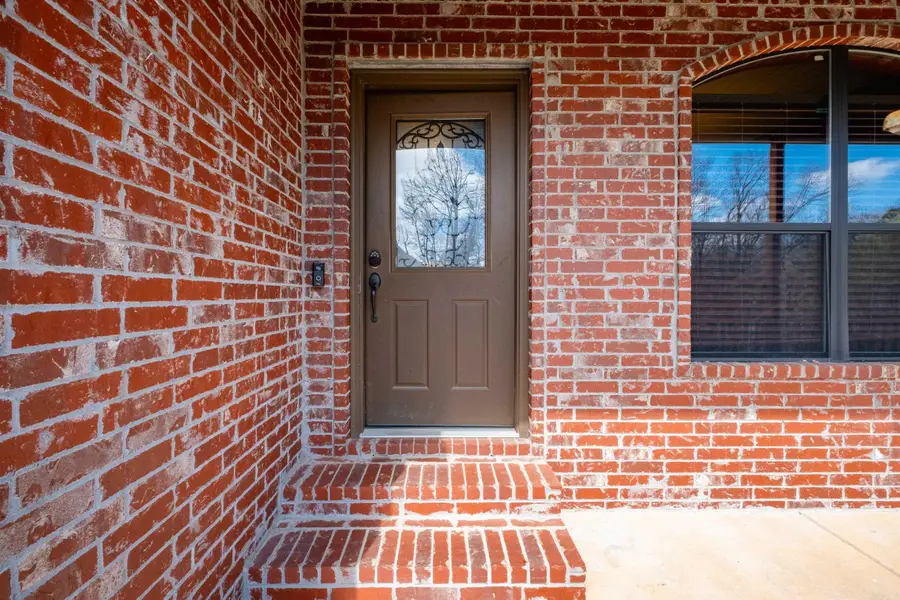 1204 Oxford Avenue, Benton, AR 72019 - #2