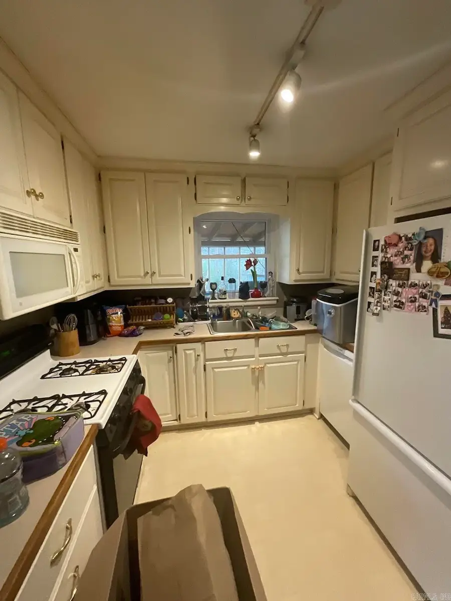 75 Purdue Circle, Little Rock, AR 72204 - #3