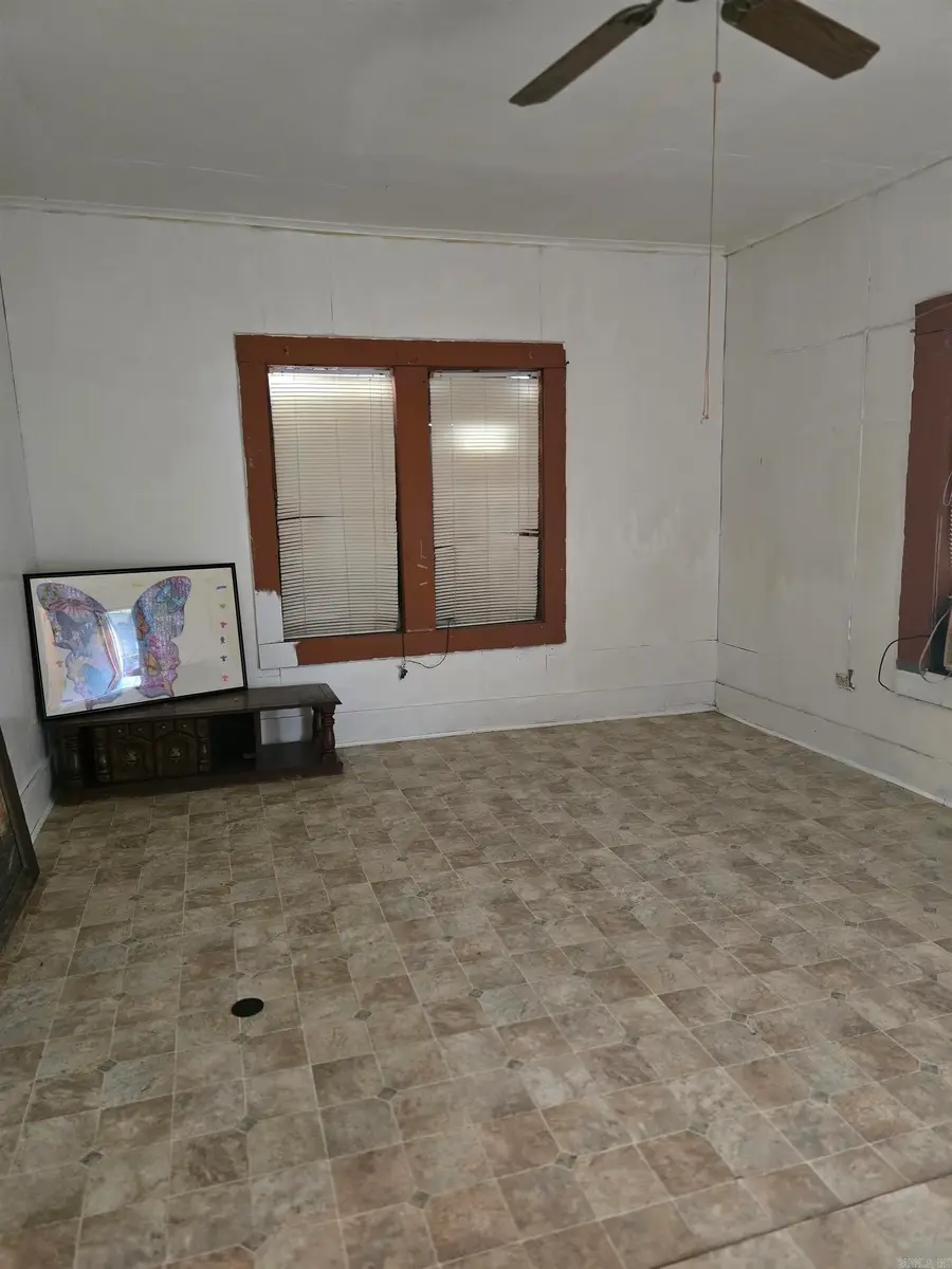 305 N School, Dermott, AR 71638 - #2