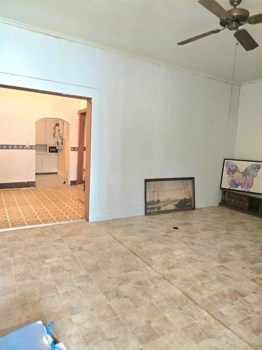 305 N School, Dermott, AR 71638 - #3