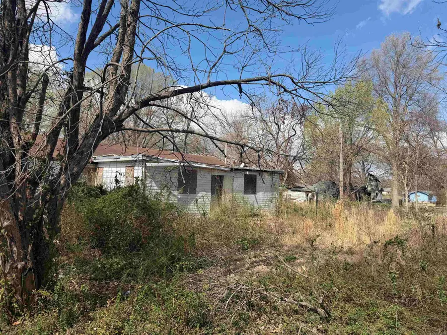 234 N 2nd Street, West Helena, AR 72390 - #3