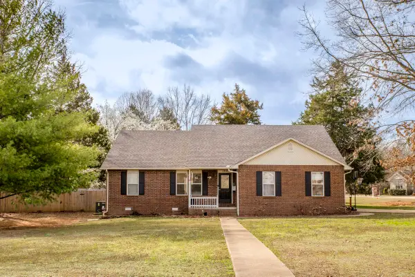 180 Contemporary Drive, Mountain Home, AR 72653