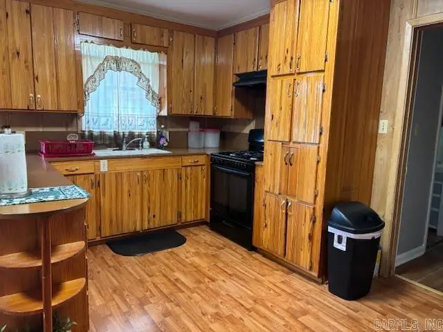 629 Miles St, El Dorado, AR 71730 - #3