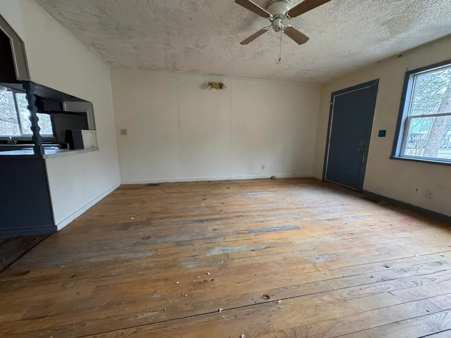 1212 Clark Lane, Horseshoe Bend, AR 72512 - #3