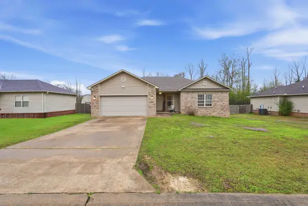 302 Weathering Lane, Austin, AR 72007