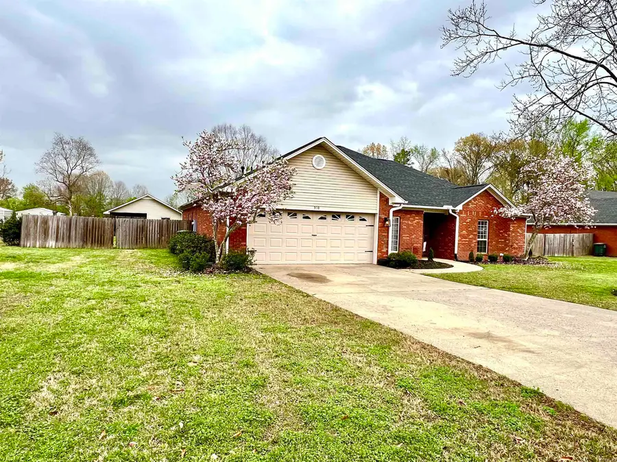 510 Rebecca Circle, Monticello, AR 71655 - #3