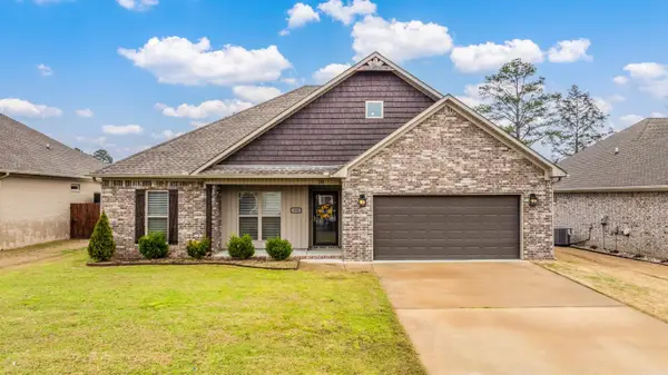10 Clover Leaf Lane, Greenbrier, AR 72058