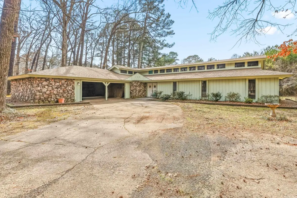 129 Ridgewood Drive, De Queen, AR 71832 - #1