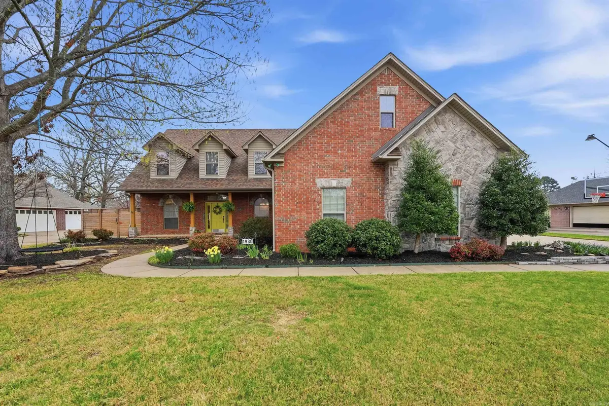 1930 Columbia Dr, Conway, AR 72034 - #1