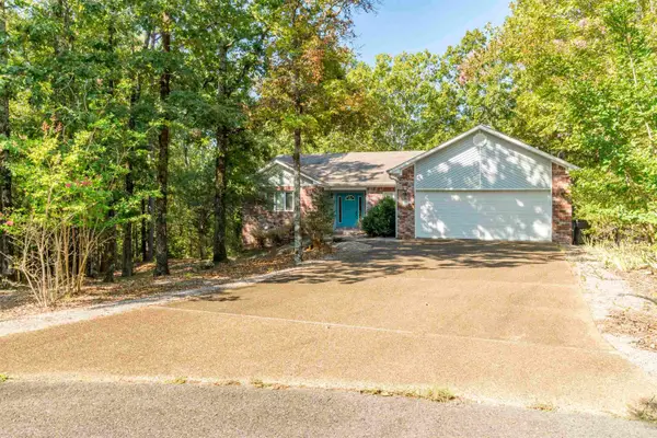 11 Campeon Court, Hot Springs Village, AR 71909