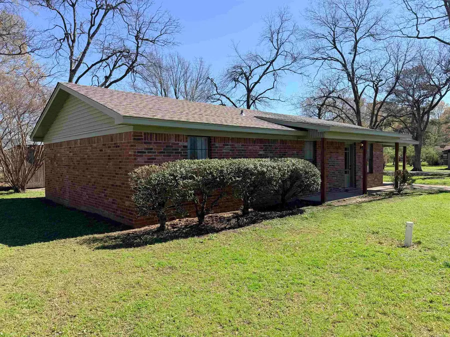 519 Frank T Bunton Street, Lonoke, AR 72086 - #2