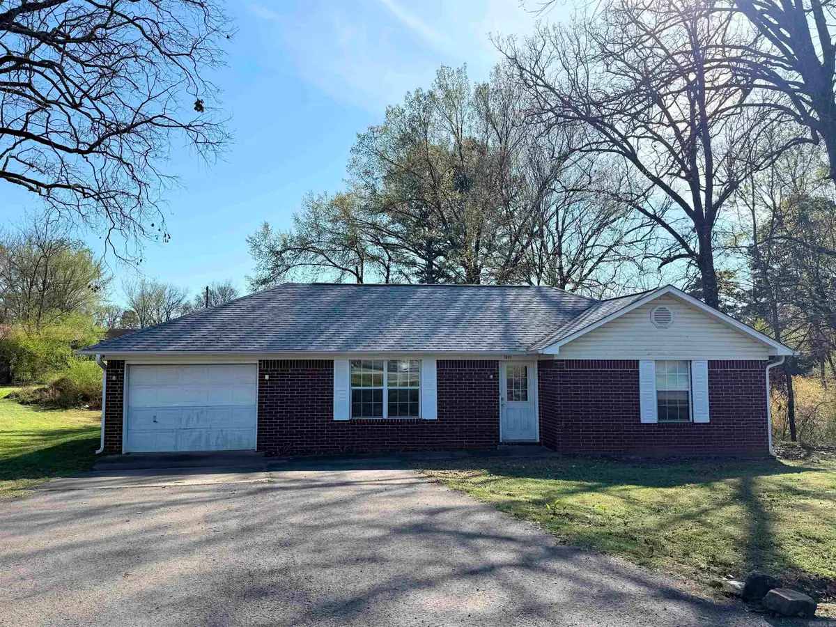 1801 W Cline Street, Clarksville, AR 72830 - #1