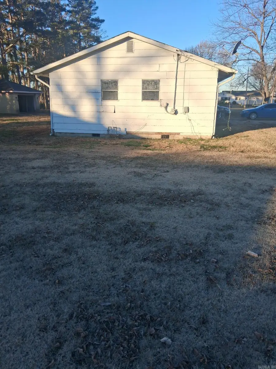 805 Dangeau Avenue, Forrest City, AR 72335 - #2