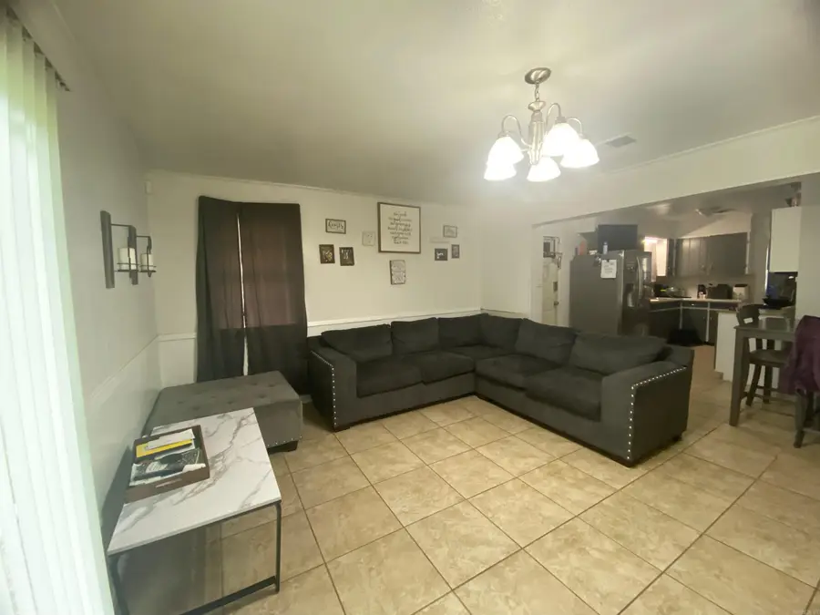 105 S Peterson Street, Dumas, AR 71639 - #2