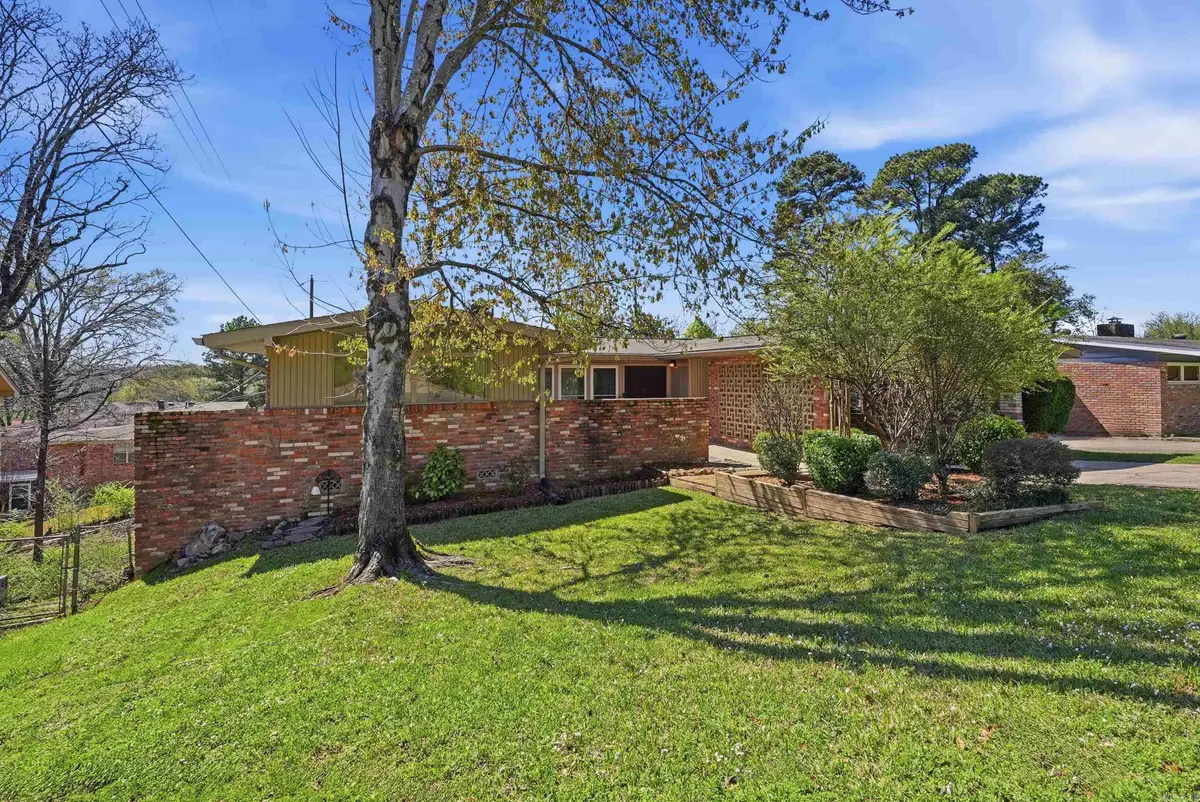 8301 Red Oak Lane, Little Rock, AR 72205 - #1