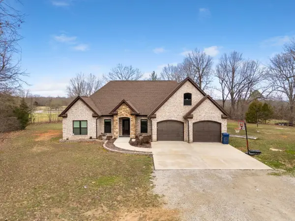 6 County Road 343, Mountain Home, AR 72653
