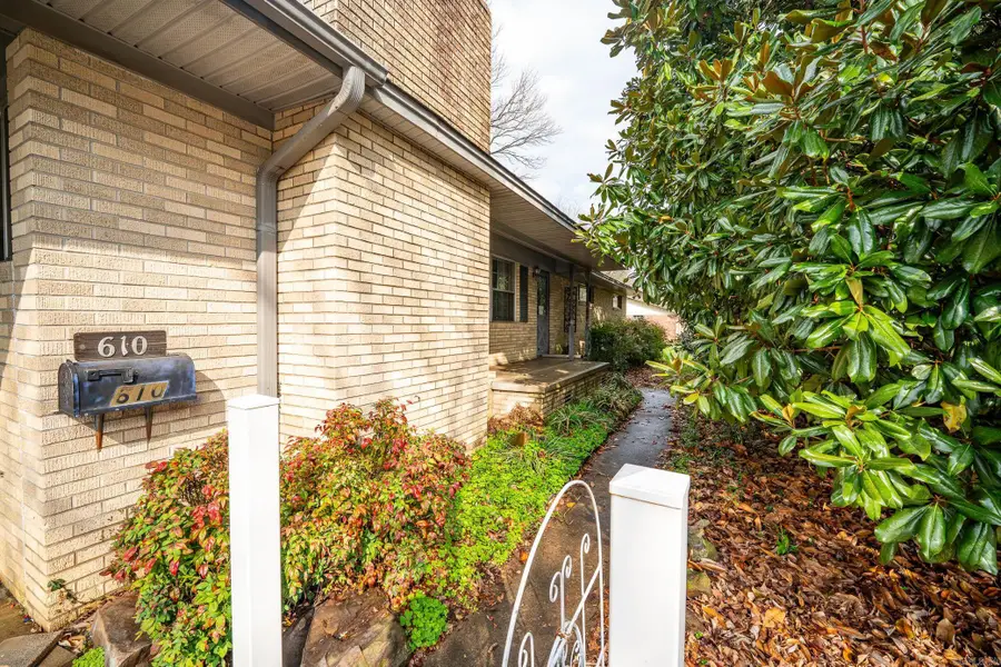 610 Fourth Street, Conway, AR 72032 - #3