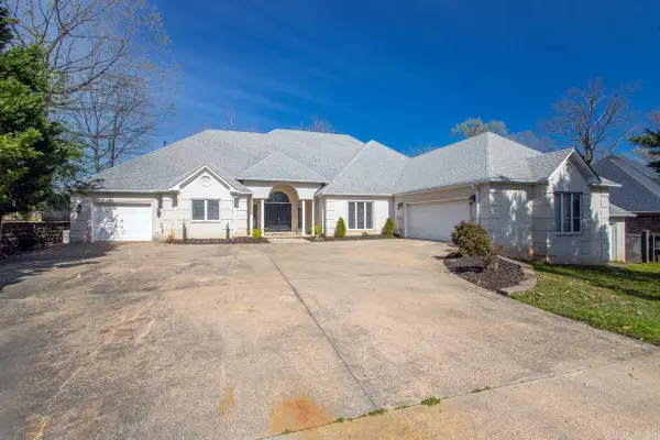 6805 Kensington, Benton, AR 72019