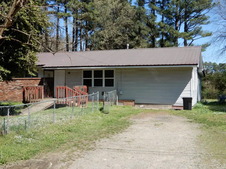 901 West, Kensett, AR 72082 - #2