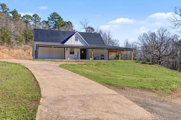 38 Crestview Rd Road, Conway, AR 72034
