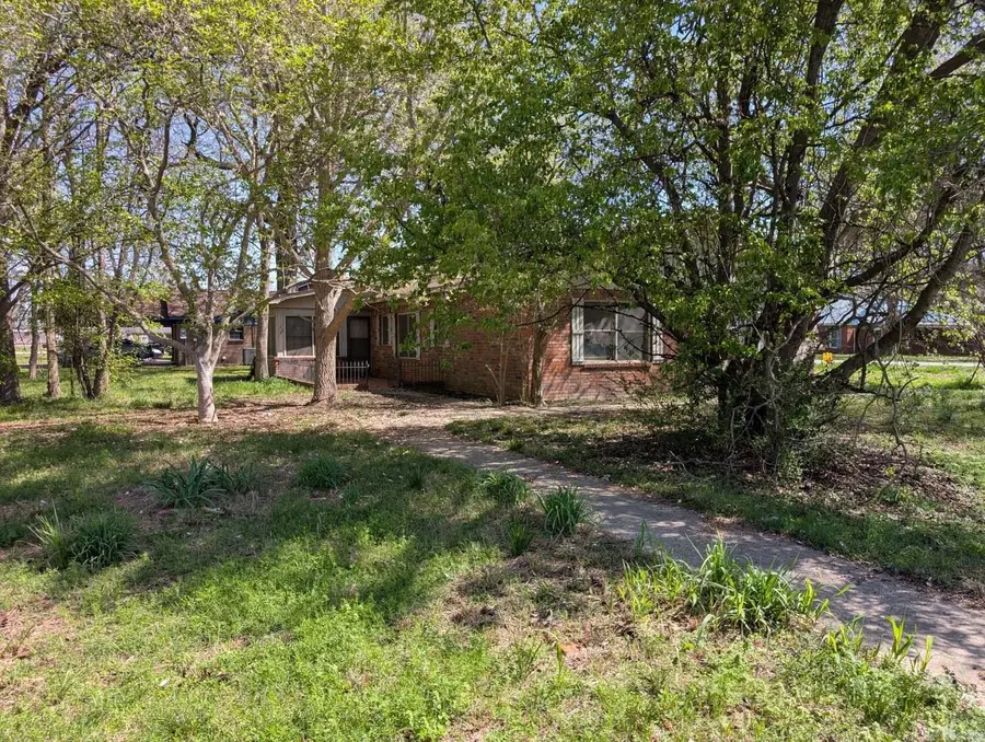 405 W Jackson, Gould, AR 71643 - #2