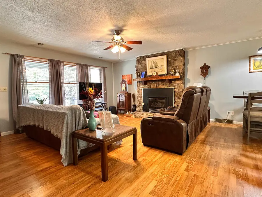 5 Idaho Drive, Cherokee Village, AR 72529 - #3