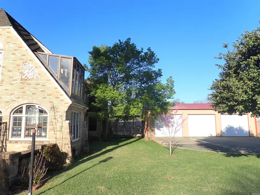 529 S 9th Street, Arkadelphia, AR 71923 - #2