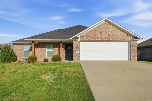 11 Weatherwood Drive, Greenbrier, AR 72058