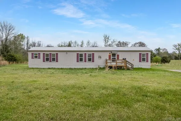 6136 N Highway 29 Highway, Blevins, AR 71825